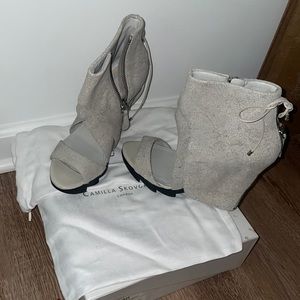 Camilla Skovgaard(London)